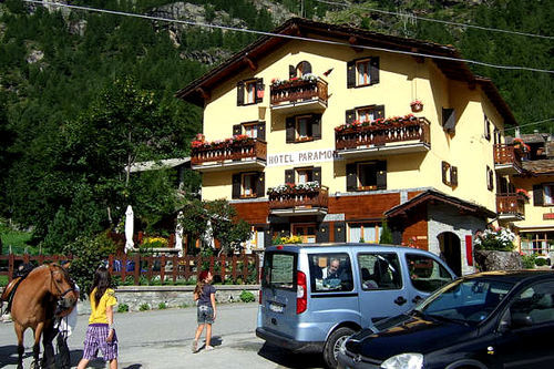 Hotel Ristorante Paramont Baulen Extérieur photo